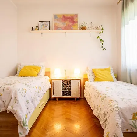 Spacious By The Sea 8+4 * Pula