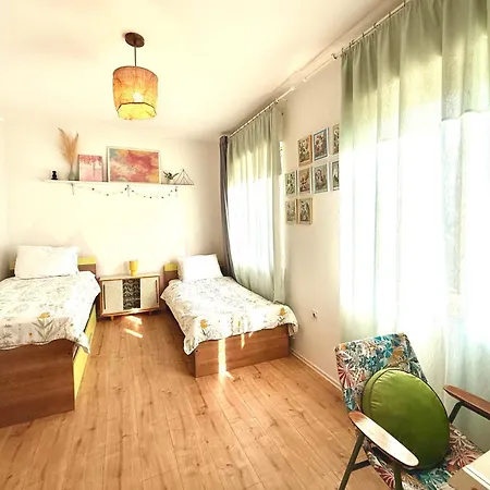 Spacious By The Sea 8+4 * بولا