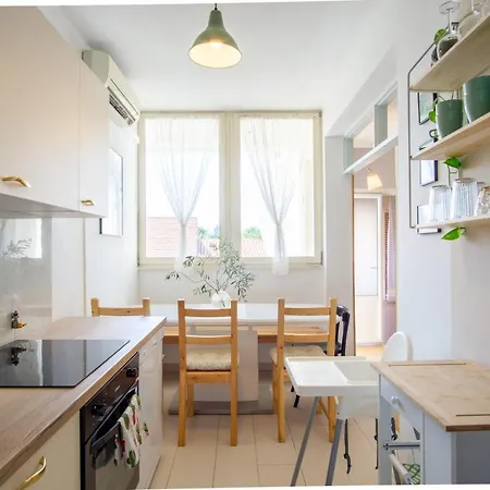 Spacious By The Sea 8+4