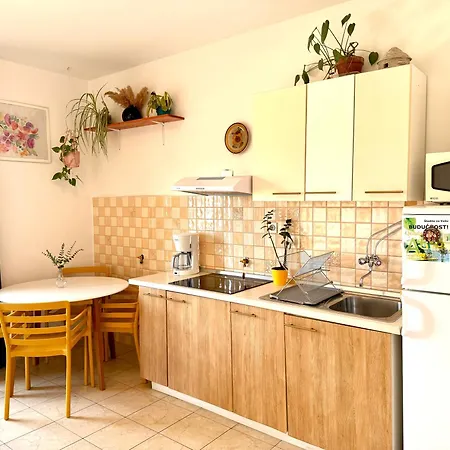 Daire Spacious By The Sea 8+4