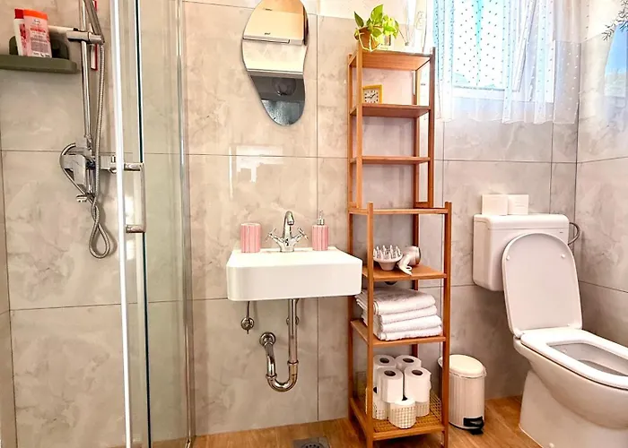 Spacious By The Sea 8+4 Апартаменты *