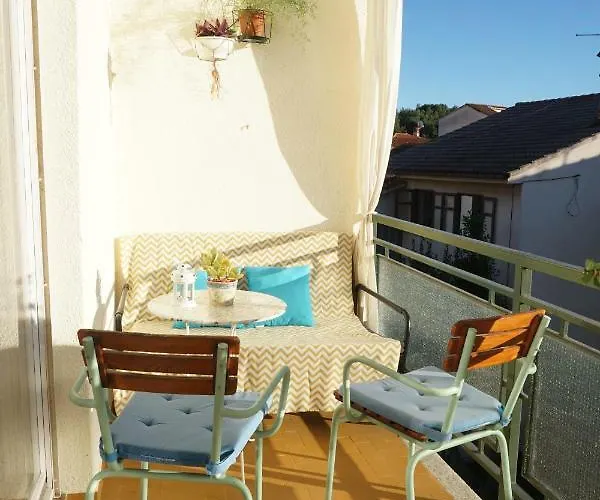 Spacious By The Sea 8+4 Апартаменты